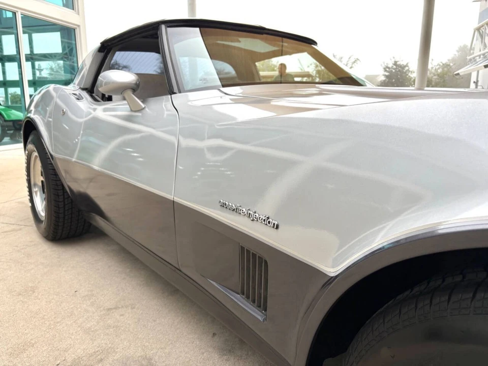 1982 Chevrolet Corvette C3 - Image 18 of 21