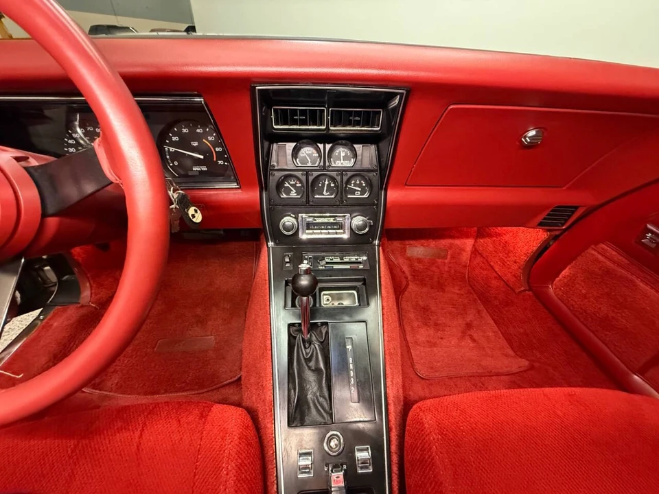 1982 Chevrolet Corvette C3 - Image 19 of 31