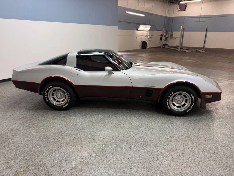 1982 Chevrolet Corvette C3 - Image 7 of 31