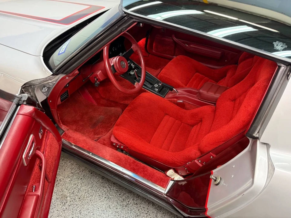 1982 Chevrolet Corvette C3 - Image 12 of 31
