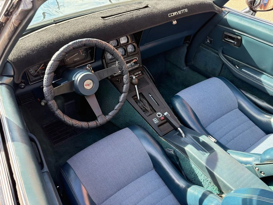 1982 Chevrolet Corvette C3 - Image 9 of 31