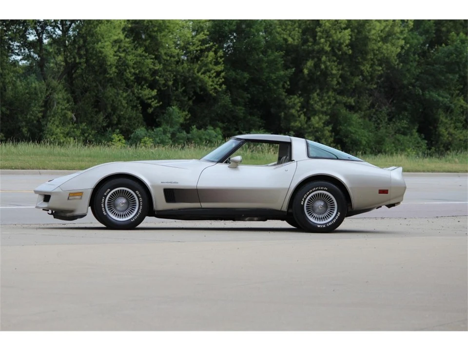1982 Chevrolet Corvette C3 - Image 2 of 26