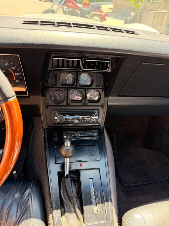 1982 Chevrolet Corvette C3 - Image 8 of 11