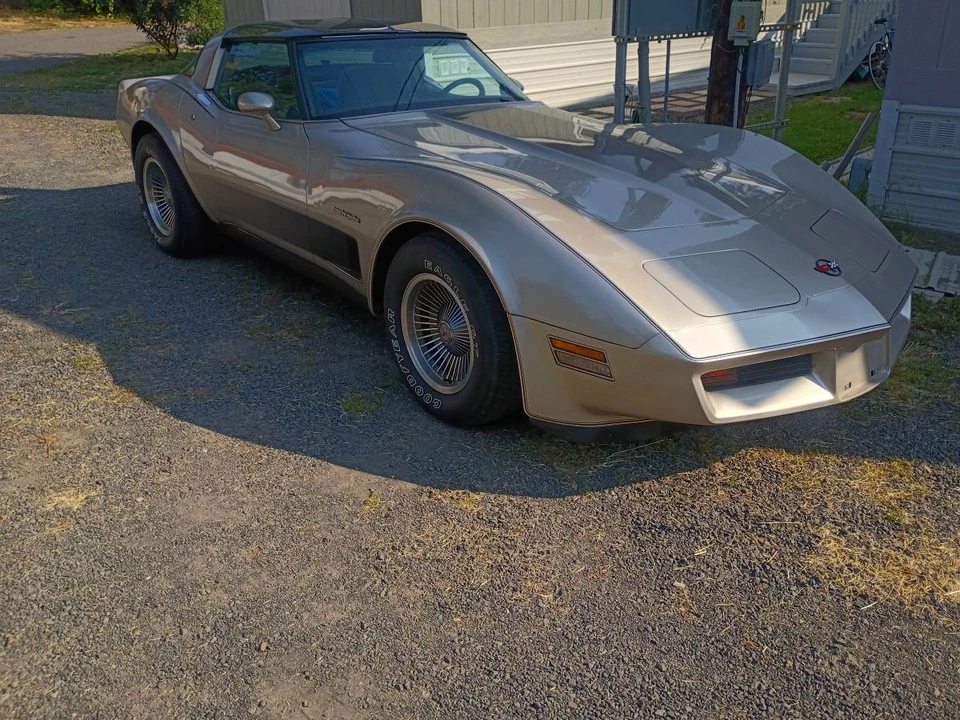1982 Chevrolet Corvette C3 - Image 5 of 15