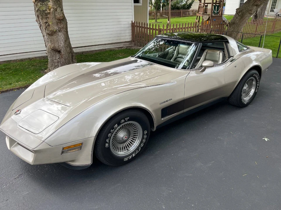 1982 Chevrolet Corvette C3 - Image 10 of 31
