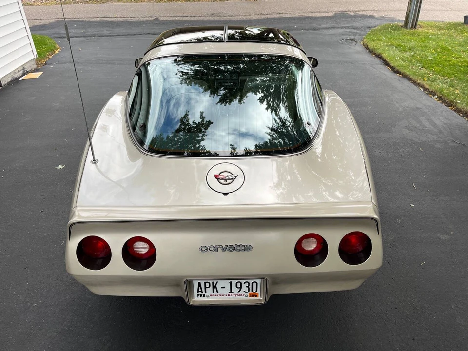 1982 Chevrolet Corvette C3 - Image 8 of 31