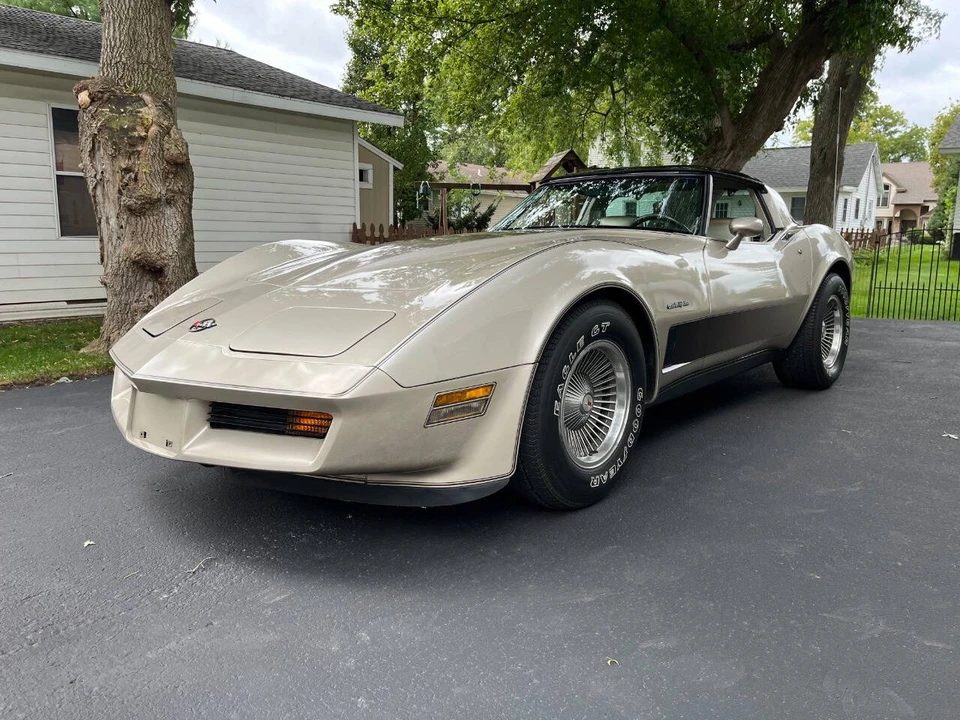 1982 Chevrolet Corvette C3 - Image 3 of 31