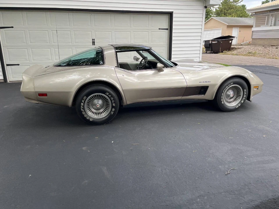 1982 Chevrolet Corvette C3 - Image 6 of 31