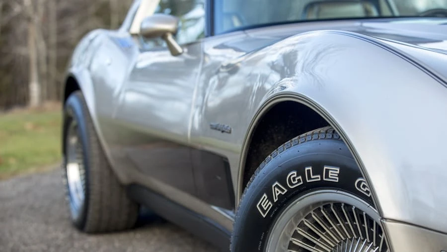 1982 Chevrolet Corvette C3 - Image 25 of 31