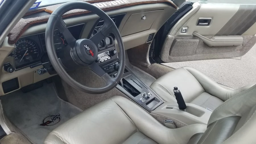 1982 Chevrolet Corvette C3 - Image 4 of 14