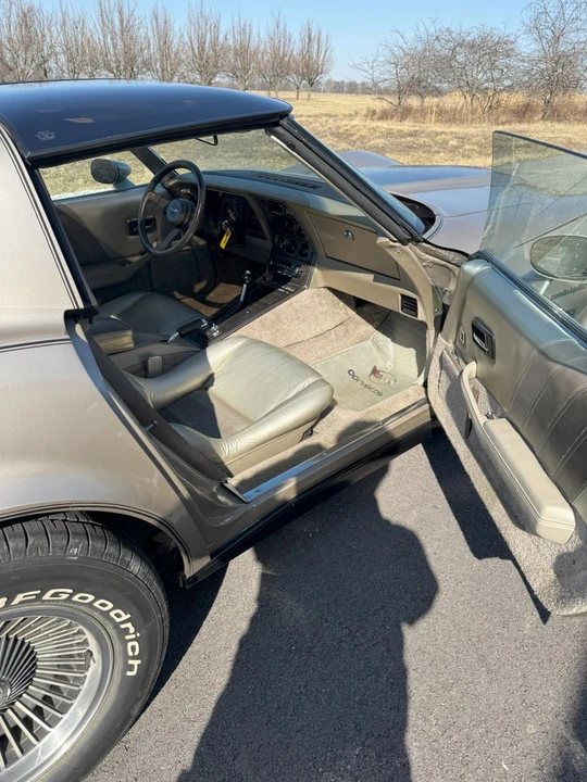 1982 Chevrolet Corvette C3 - Image 6 of 7