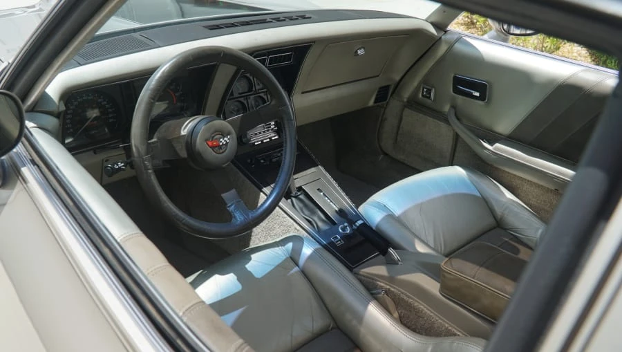 1982 Chevrolet Corvette C3 - Image 14 of 24