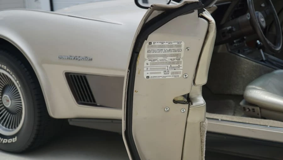 1982 Chevrolet Corvette C3 - Image 12 of 24