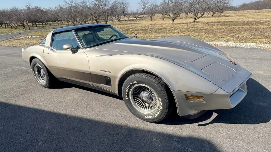1982 Chevrolet Corvette C3 - Image 2 of 7