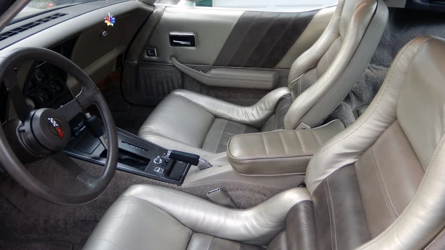 1982 Chevrolet Corvette C3 - Image 5 of 8