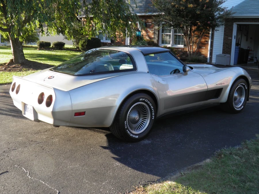 1982 Chevrolet Corvette C3 - Image 2 of 8