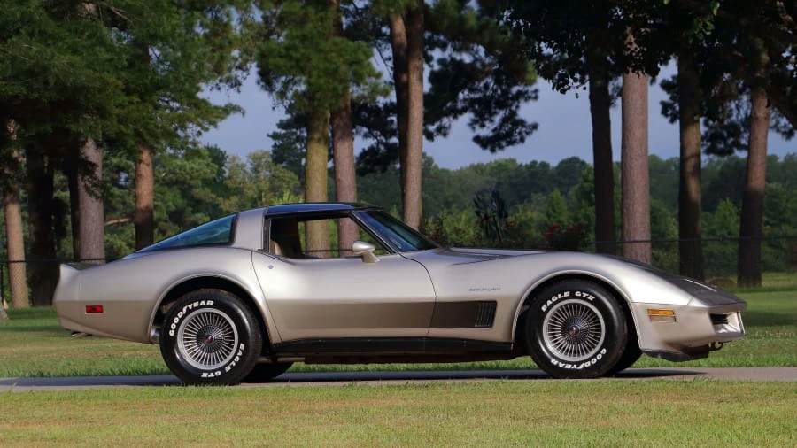 1982 Chevrolet Corvette C3 - Image 2 of 12