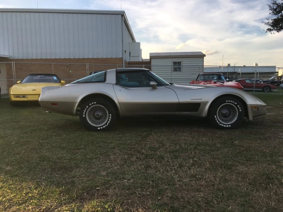 1982 Chevrolet Corvette C3 - Image 2 of 7