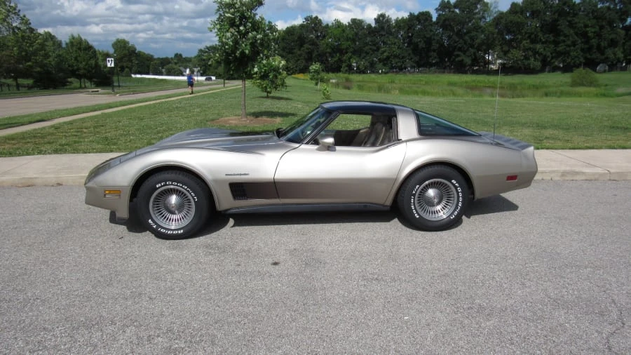 1982 Chevrolet Corvette C3 - Image 2 of 7