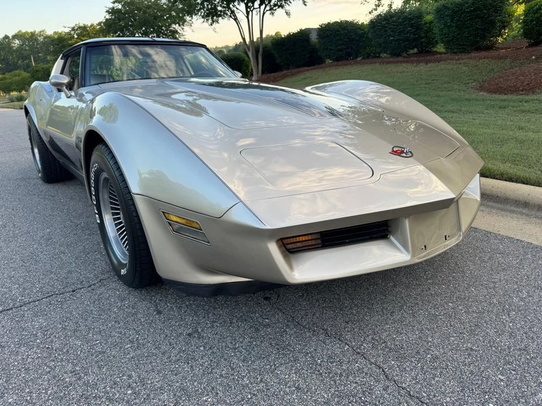 1982 Chevrolet Corvette C3 - Image 6 of 19