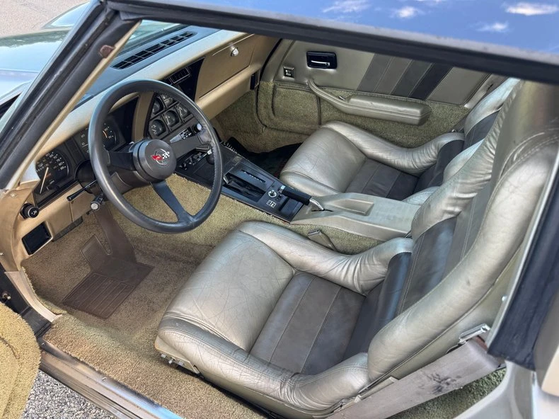 1982 Chevrolet Corvette C3 - Image 12 of 19