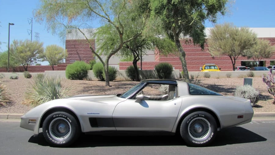 1982 Chevrolet Corvette C3 - Image 2 of 8
