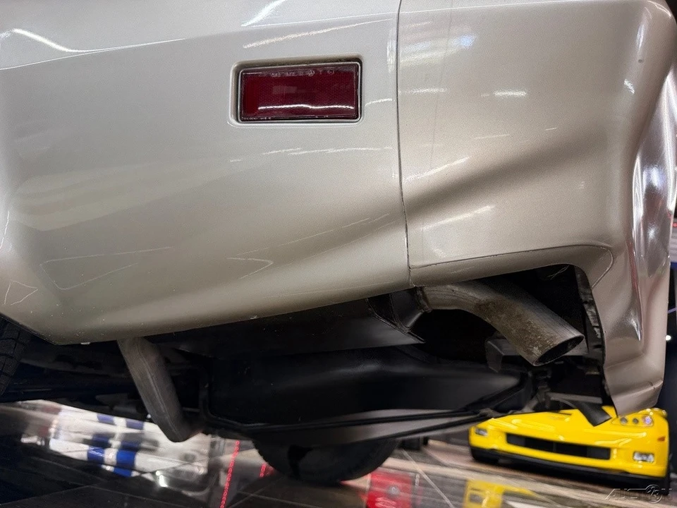 1982 Chevrolet Corvette C3 - Image 10 of 12