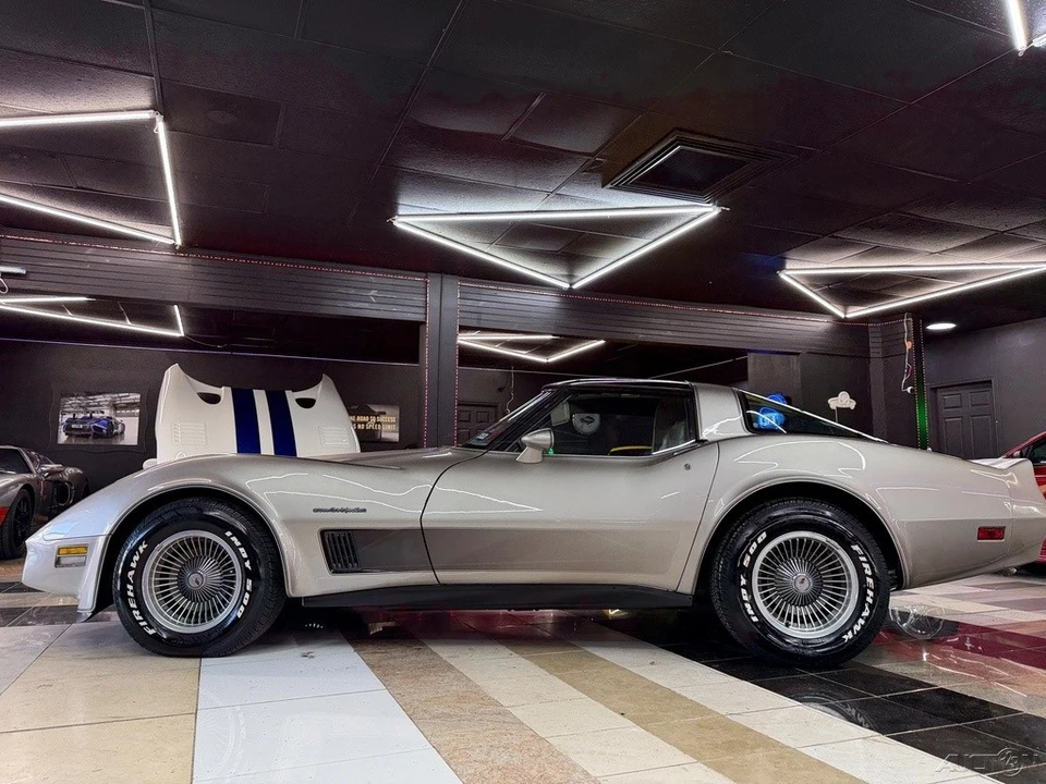 1982 Chevrolet Corvette C3 - Image 6 of 12