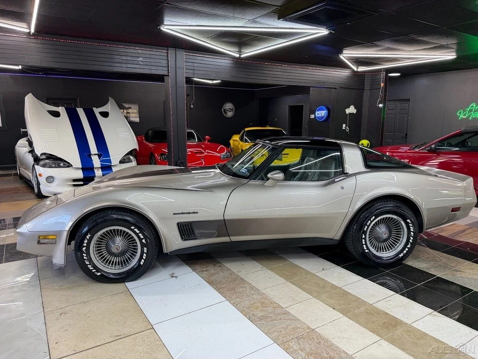 1982 Chevrolet Corvette C3 - Image 2 of 12