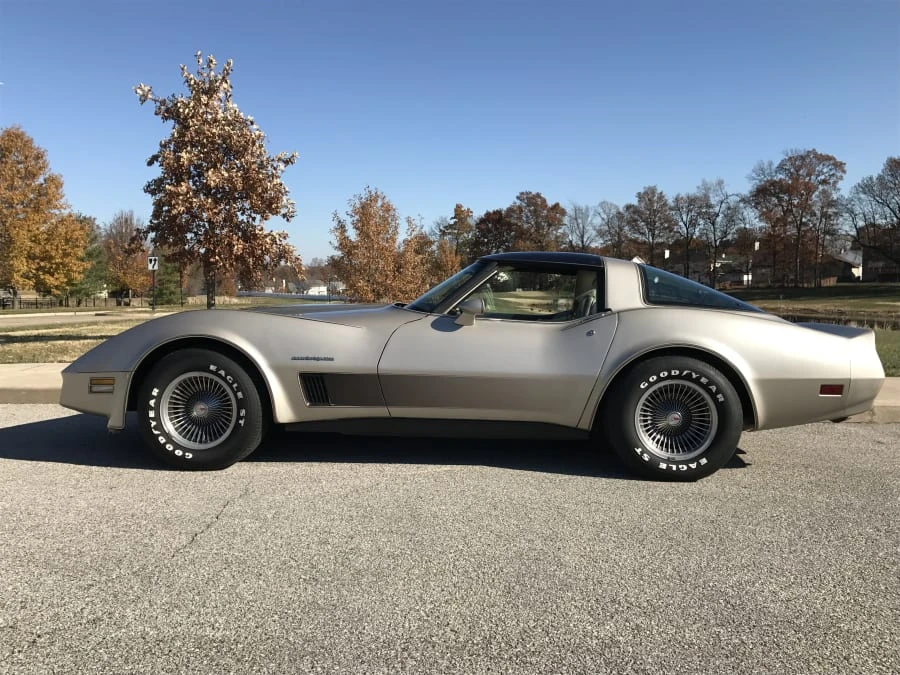 1982 Chevrolet Corvette C3 - Image 2 of 7