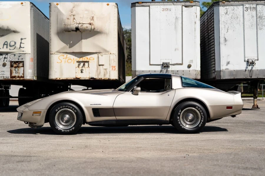 1982 Chevrolet Corvette C3 - Image 2 of 30