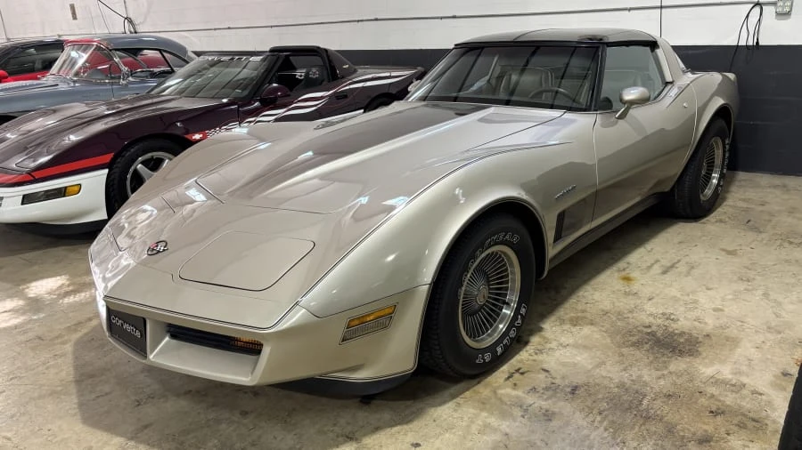 1982 Chevrolet Corvette C3 - Image 6 of 19