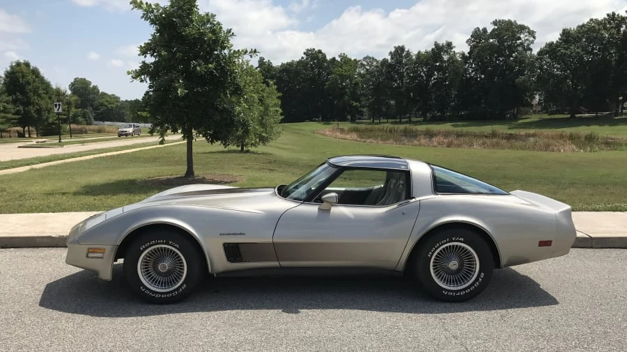 1982 Chevrolet Corvette C3 - Image 2 of 8