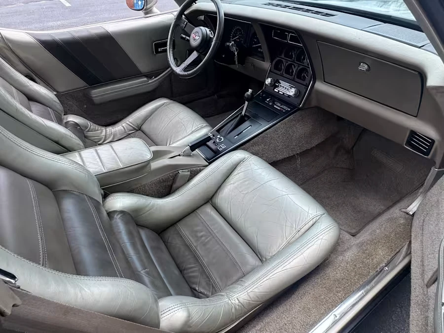 1982 Chevrolet Corvette C3 - Image 11 of 16