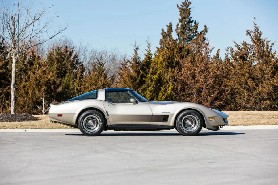 1982 Chevrolet Corvette C3 - Image 8 of 12