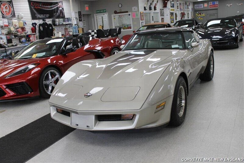 1982 Chevrolet Corvette C3 - Image 10 of 31