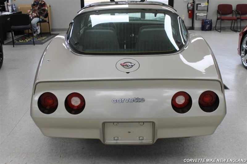 1982 Chevrolet Corvette C3 - Image 17 of 31
