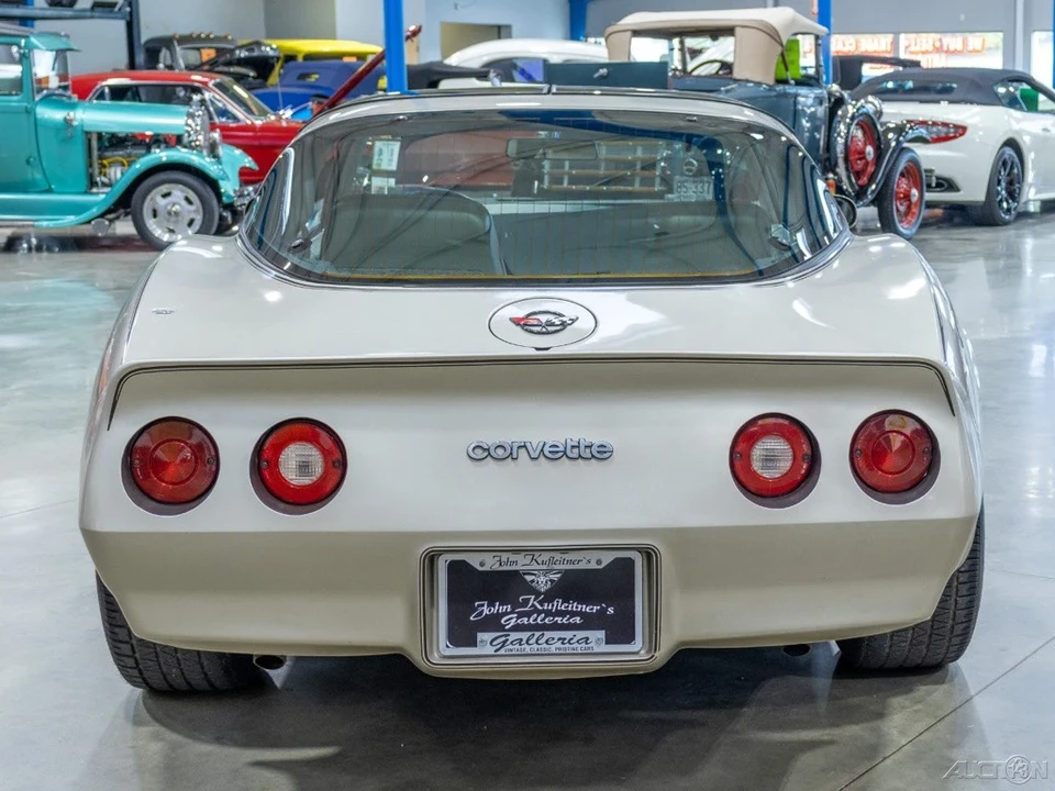 1982 Chevrolet Corvette C3 - Image 6 of 21