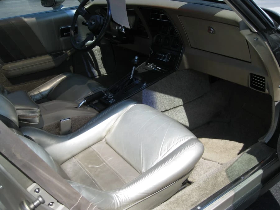 1982 Chevrolet Corvette C3 - Image 4 of 8