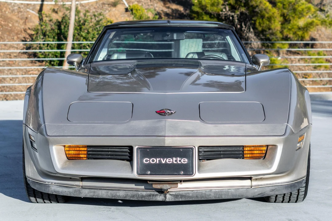 1982 Chevrolet Corvette C3 - Image 2 of 31