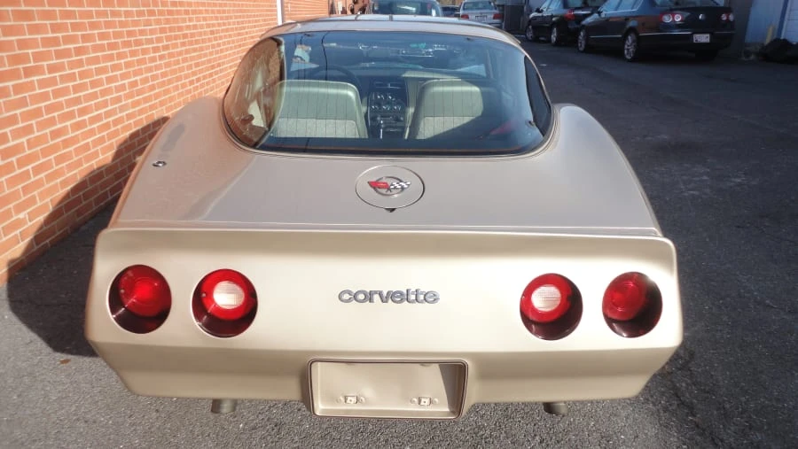 1982 Chevrolet Corvette C3 - Image 4 of 10
