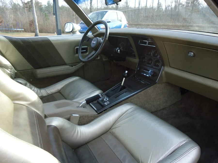 1982 Chevrolet Corvette C3 - Image 5 of 8