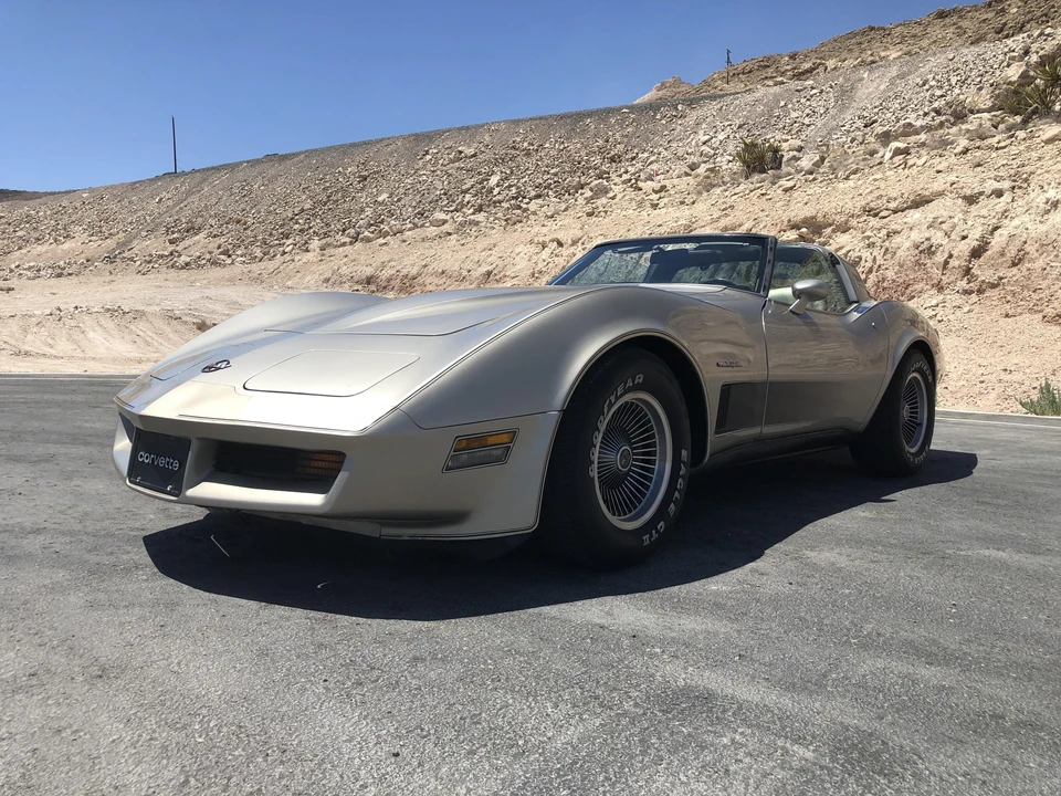 1982 Chevrolet Corvette C3 - Image 17 of 31