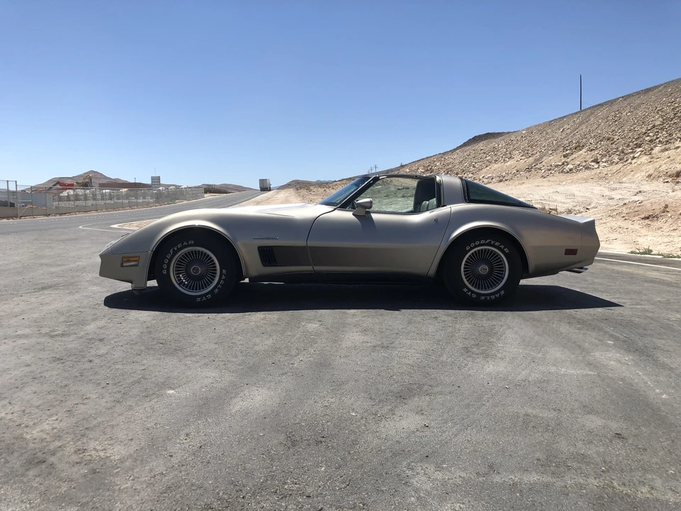 1982 Chevrolet Corvette C3 - Image 19 of 31