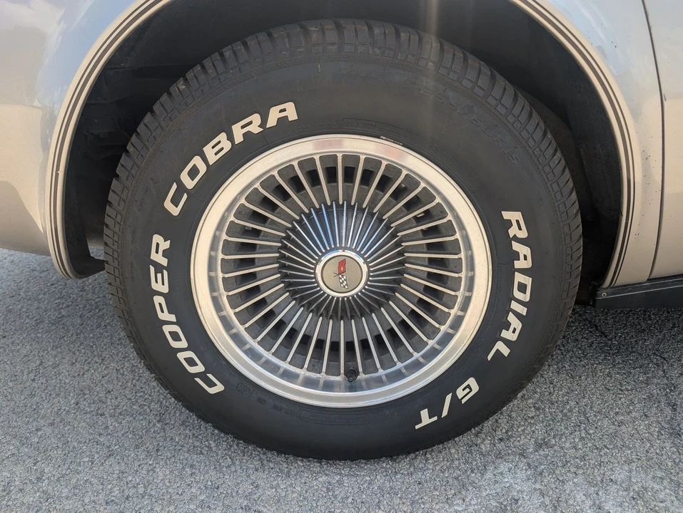 1982 Chevrolet Corvette C3 - Image 5 of 21