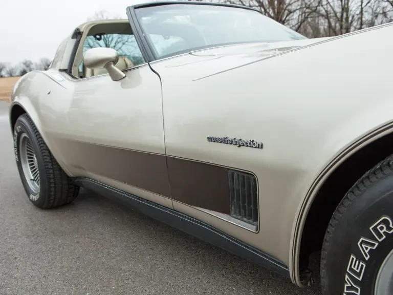 1982 Chevrolet Corvette C3 - Image 18 of 22