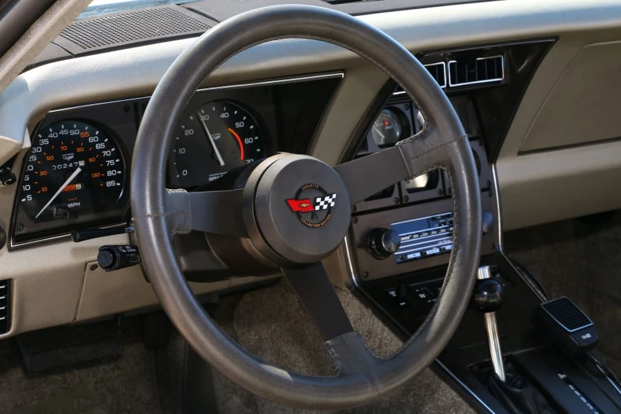 1982 Chevrolet Corvette C3 - Image 9 of 12
