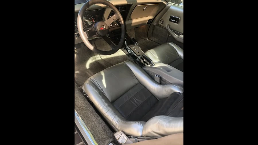 1982 Chevrolet Corvette C3 - Image 2 of 9