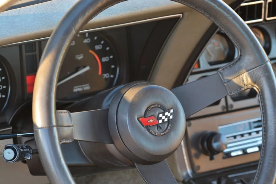 1982 Chevrolet Corvette C3 - Image 6 of 12
