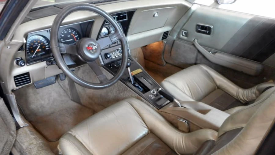 1982 Chevrolet Corvette C3 - Image 5 of 8
